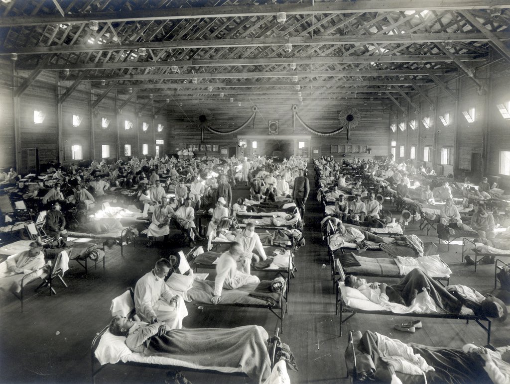 cateterdoblej's tweet photo. Si uno no se prepara poniendo medios en tiempos de bonanza, cuando llega el momento, la situación le supera. Más de 100 años después, la #HistoriaMedicina se repite. Gracias y ánimo a sanitarios y fuerza a pacientes! https://t.co/tk7fGcxs2k