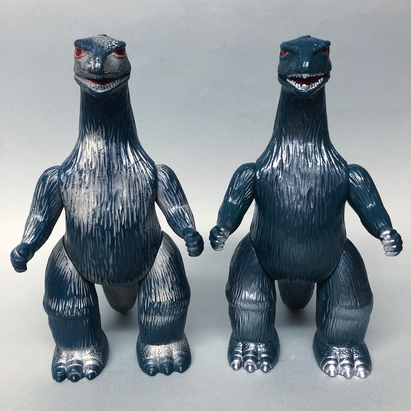 新品未開封 ゴジラストア 限定 クラシックゴジラ 350 昭和 リバイバル