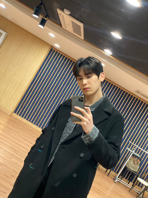 지구 tweet media