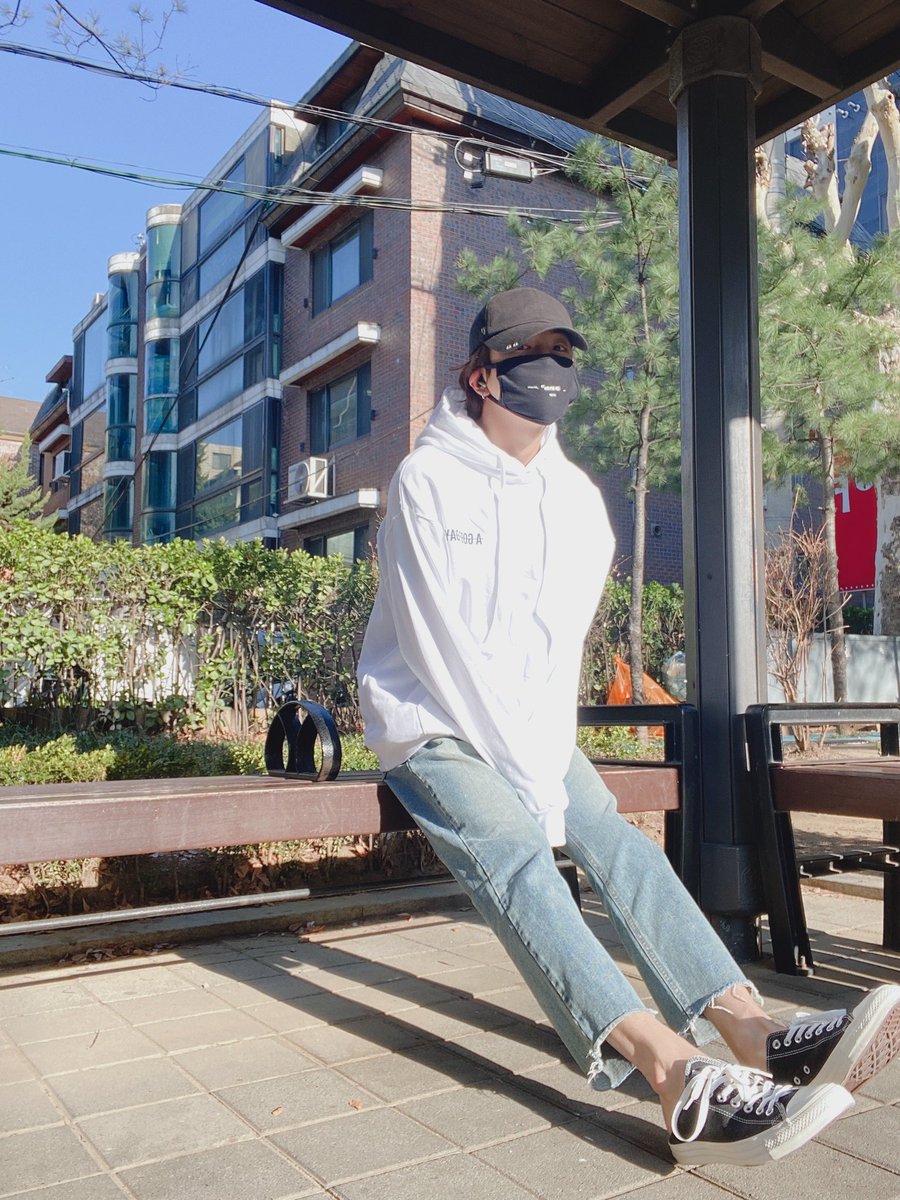 official_ACE7's tweet photo. [#에이스_동훈]
빨래 기다리는 중~_~  룩😀
#초이스 #에이스 #데일리동동
#CHOICE #ACE #Dailydongdong https://t.co/aSQUEZlDo7