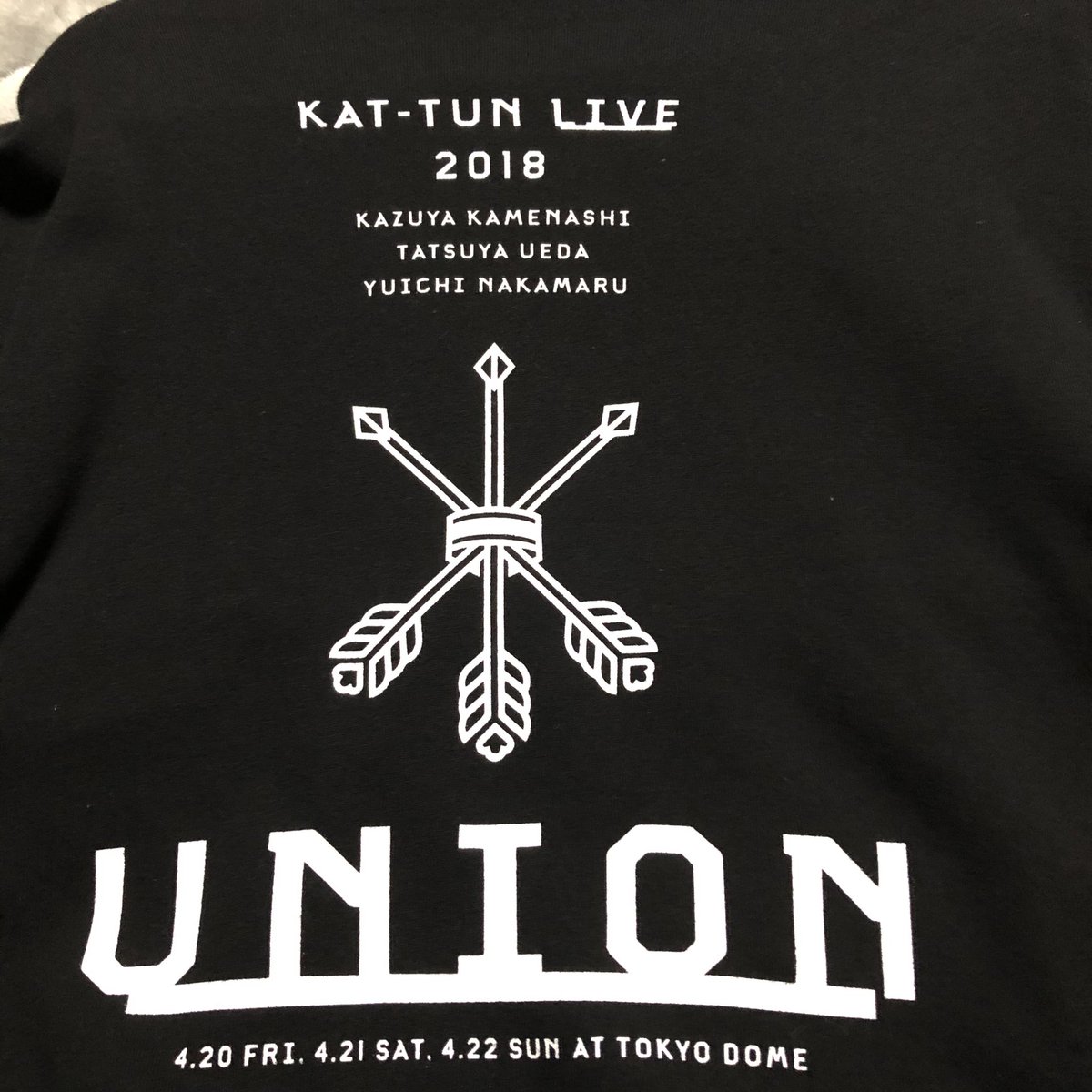 ট ইট র はやちね 暖かかったので Unionのパーカー着てウォーキングした 今の時期にちょうど良いパーカーだ もう2年経つのね 15周年 に向けてこのお花たちのようにkat Tunの地道な努力がいっぱいいっぱい花を咲かせますように Kattun祝14周年 Kattunの
