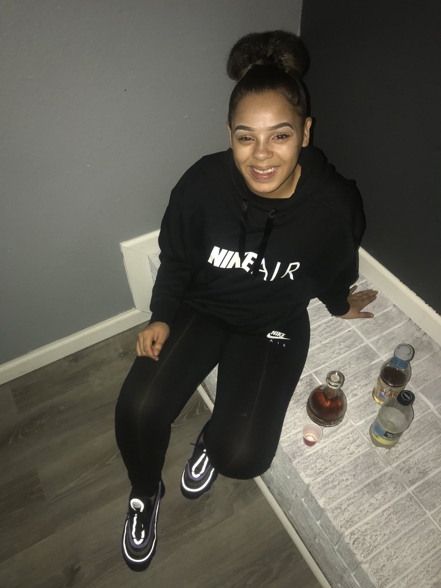 Low key I been keeping it classy , could be really out here doing em nasty 🤮🖤
