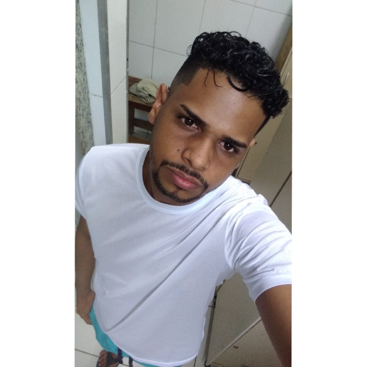 jhemersonwalla1's tweet photo. #NewProfilePic https://t.co/4fbtusGXR4