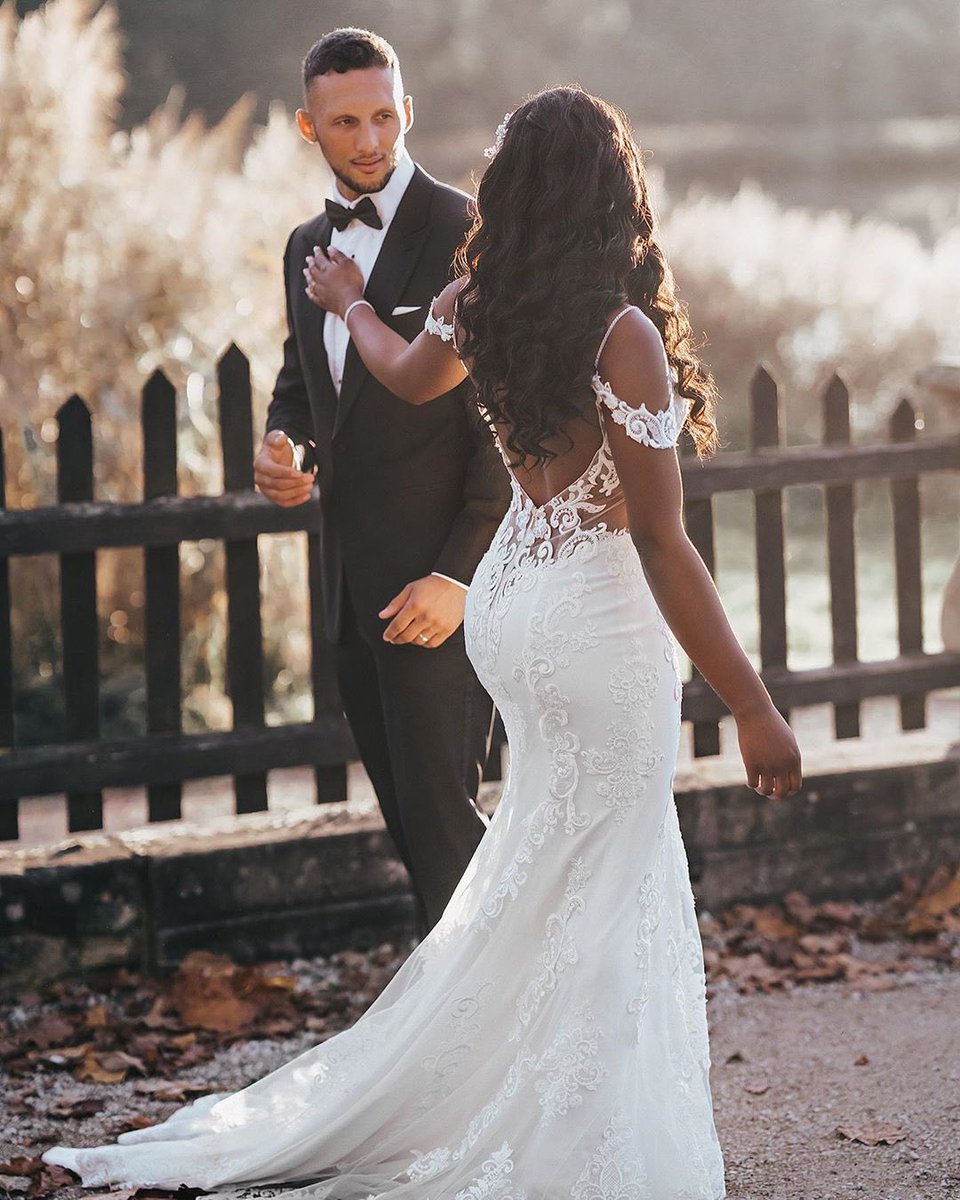 ghwedingvendors's tweet photo. Lifes´s all about moments of impact, and how they change our lives forever ❤️
.
Captured by @gdf_photography
#GhanaWeddingVendors https://t.co/Ro5HMbuR2h