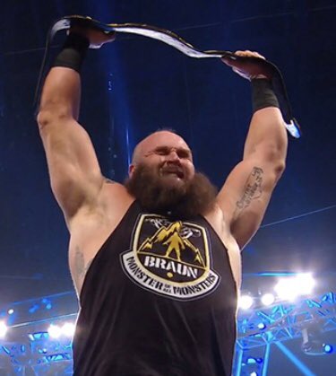 zach_plott's tweet photo. @BraunStrowman @uk_21 @AEWonTNT @LanceHoyt Interesting...😉 https://t.co/tfEVSQ556A
