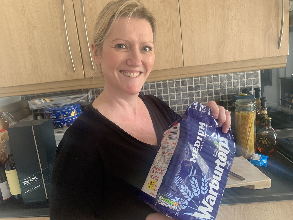 DB_Taurus's tweet image. Mrs B was all pleased with herself when she came back from the shop with a loaf of bread! Best #MothersDay gift EVER!!
#CoronaCrisisuk #COVIDー19 #shoppingshortage #BreadWinner