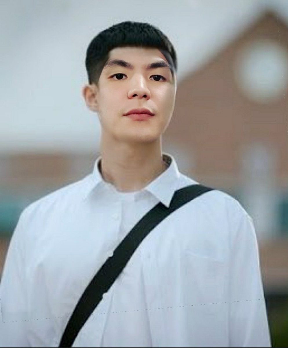 Bigboysell2519's tweet photo. เมื่อพี่บอสอยากตัดผมแบบพัคแซรอย ทางเราก็จัดให้ ทรงไหนก็รอดเพราะเป้าหน้าพี่มันอปป้ามาก
(อย่าสาปหนูนะ ขำๆรับวันที่ต้องอยู่บ้าน) 😍🤗��😋😚
#Bossser_ #BossserFanclub #BossAnuson @Bossser_ 
#เมเนหล่อบอกต่อด้วย
#หวานใจมิวกลัฟ
#ItaewonClass https://t.co/eNo1Sp0AGD