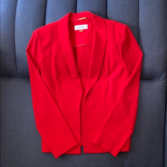 Wenlmm's tweet photo. So good I had to share! Check out all the items I'm loving on @Poshmarkapp #poshmark #fashion #style #shopmycloset #express #calvinklein #sugarfix: https://t.co/N4qKvf2gg4 https://t.co/JZEhutrwuB