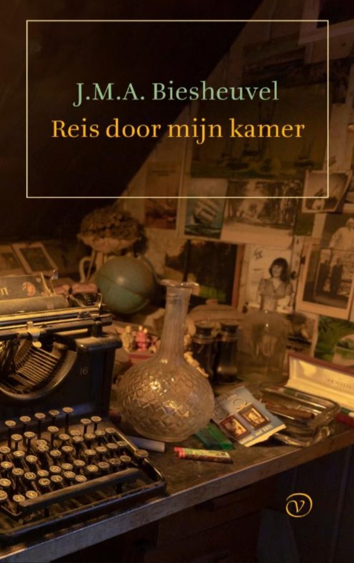Enpassantbooks's tweet photo. De kunst van te leven is thuis te zijn alsof men op reis is.
— Godfried Bomans

(Her)lees daarom vooral!
 
Bijvoorbeeld Reis door mijn kamer van Biesheuvel (of het gelijknamige boek van zijn illustere voorganger Xavier de Maistre) https://t.co/7mCblzNbP7