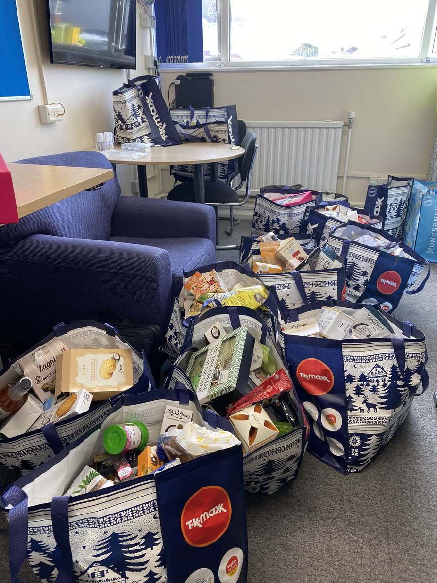 Absolutely overwhelmed by the generosity of @TKMaxx_UK in Weston-super-Mare. These supplies have been distributed amongst @BNSSG_SWASFT @SWASFTHART and @swasFT Clinical hub staff and their families who are self isolating #CoronavirusPandemic #nhsworkers #TKMaxx #NHSThankYou