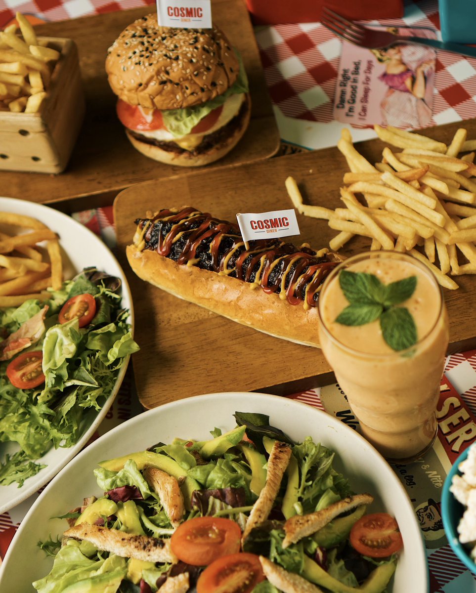 CosmicDinerBali's tweet photo. Take your pick ⁠— what’s your favourite go-to menu from #CosmicDinerBali? 😋🤩😍🧐 https://t.co/RtGXHtSUdU