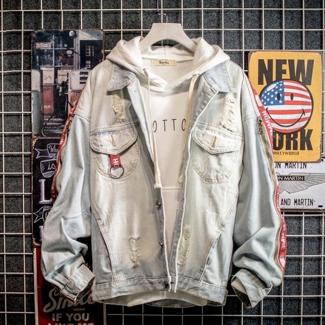 thehype_jp's tweet image. BORRUICE デニムジャケットが新入荷！！🔥
パーカーと相性ピッタリのジャケット😁
ブラックとブルーの２カラーで登場⚫️🔵
🔽🔽🔽🔽
thehypeonlineshop.com/products/borru…
🔼🔼🔼🔼
#ファッション　#ストリートファッション 　#ストリート #デニム
