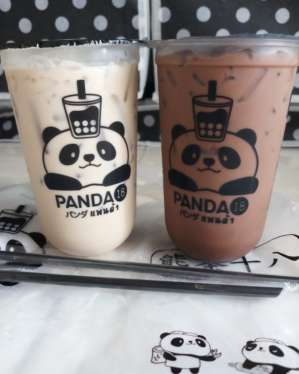 minichard99's tweet image. ชานมไต้หวัน VS โกโก้  

#เย็นชื่นใจ
#PANDA18