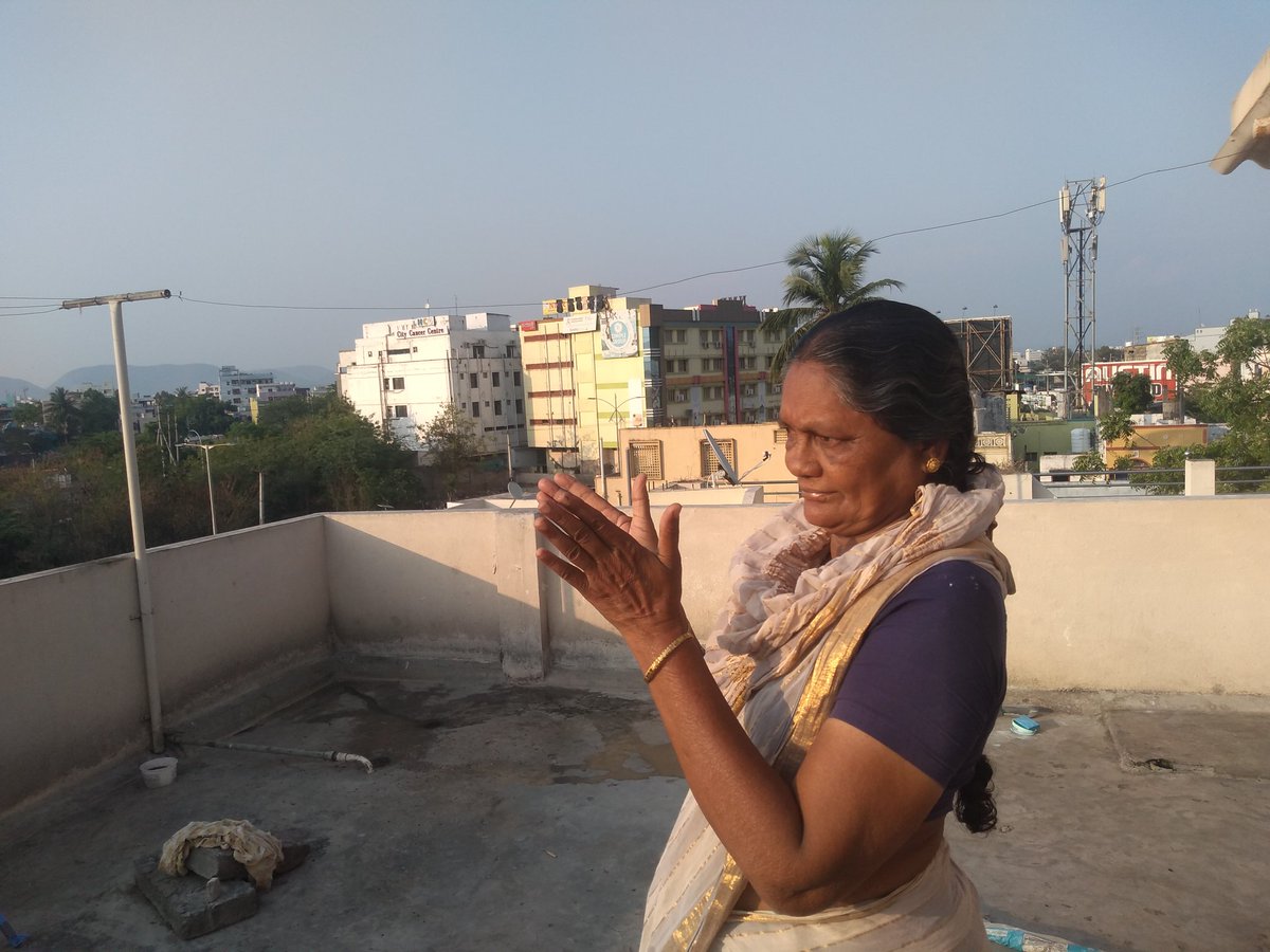 We salute to all the  Army,Naval,Air force Doctors, Nurses, health workers, sanitary workers, media and police for fighting against corona.