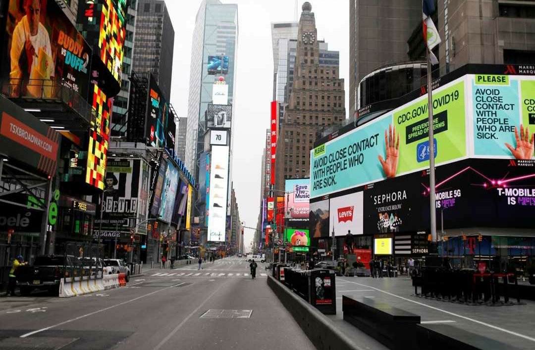 ElimparcialII's tweet photo. ESTADOS UNIDOS | Pánico en New York, porque hay 10.356 nuevos casos de virus chino y aproximadamente un 56% de esos nuevos contagios son personas de 18 a 49 años de edad.
El virus está atacando a viejitos y jóvenes por igual https://t.co/jGnfz0bqDF
