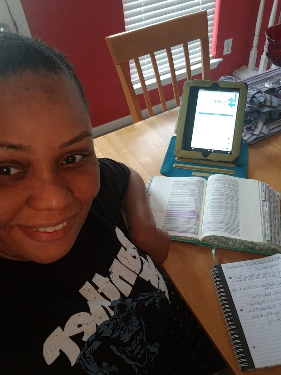 drabaker2014's tweet photo. @HOHATL I am tuned in! #RexGA #nevertheless #hopegram https://t.co/m9UgJG1QX9