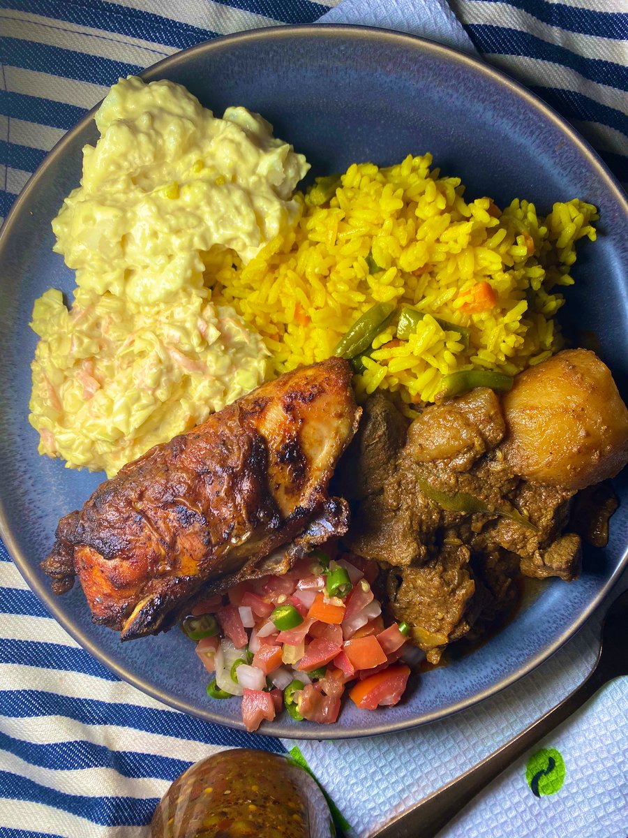 Mr_Ndash's tweet photo. Let’s Say Grace Bazalwane 🙏. Wish you a fan @tasticricesa Sunday Amen #7colours #onlyonetastic #homecooked #lockDownSouthAfrica #LockDownGauteng #foodie https://t.co/sRyh2blr4W