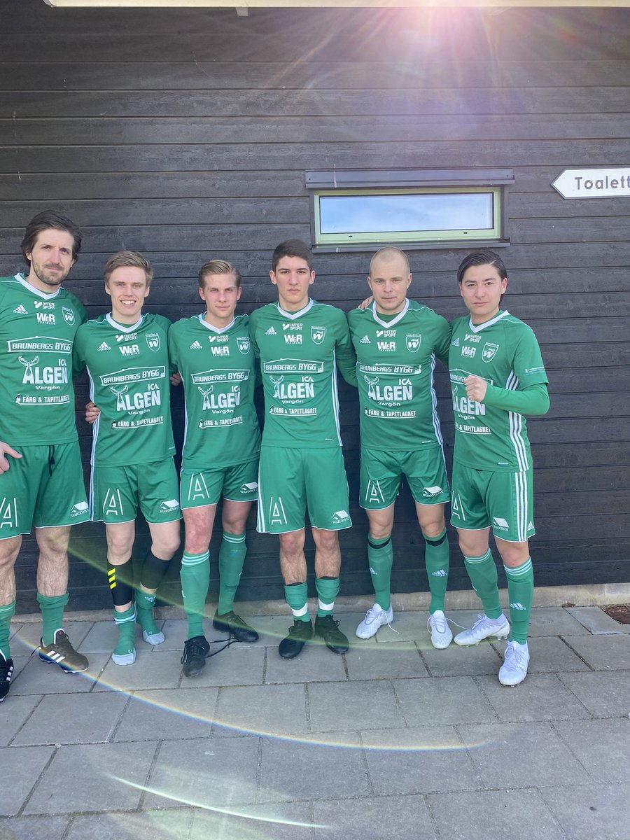 Vi avslutar DM med en 11-1 vinst mot @alvhemsik. Målskyttar: Felix x5 och Gabriel x2. 1 mål vardera av Ek, Joakim, Olin och Elvis.