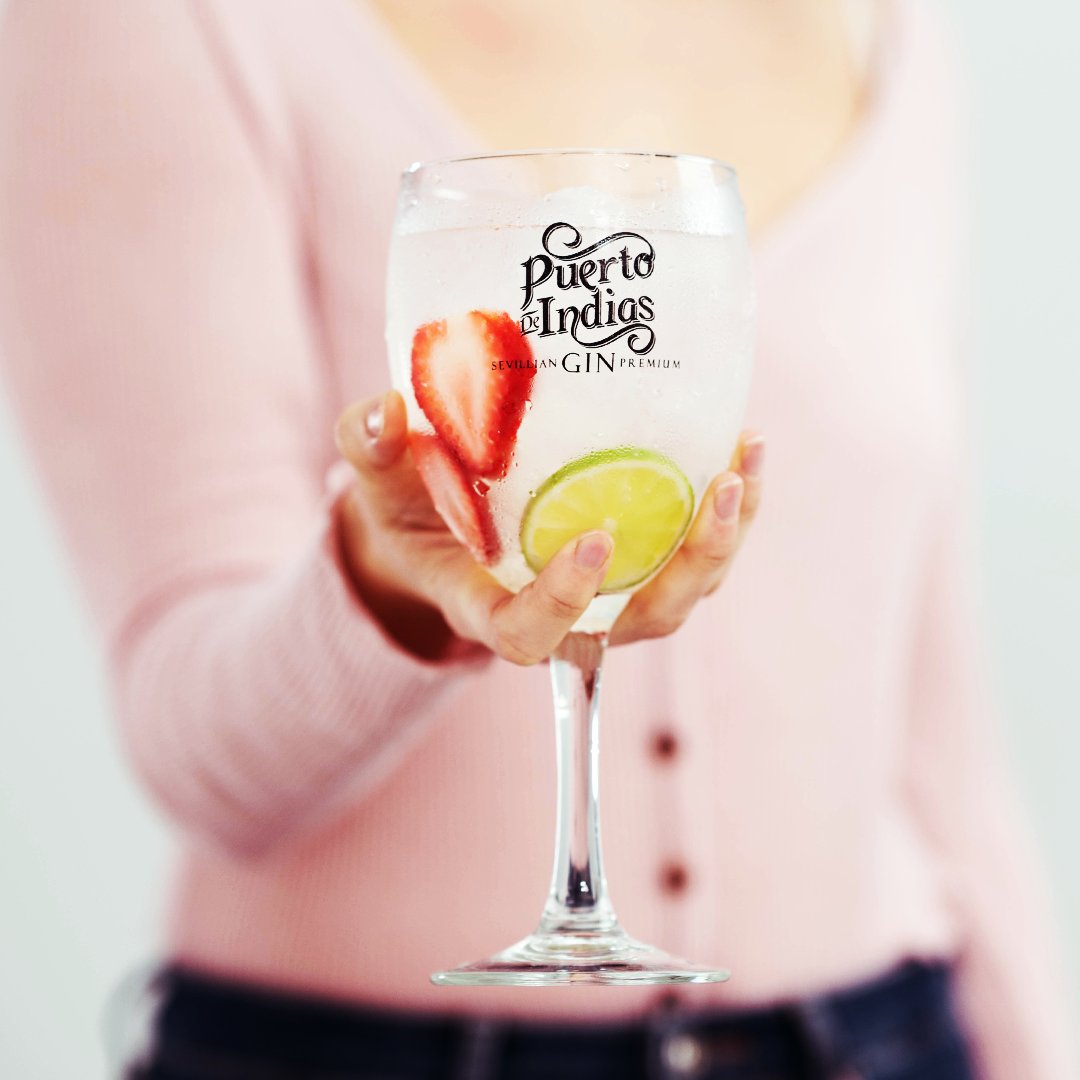 This one’s for all the wonderful mamás staying in this #MothersDay. ¡Salud! 💓