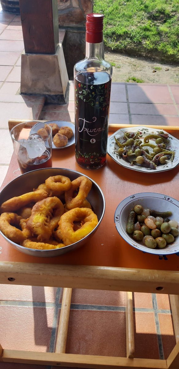 Seguimos quedándonos en casa 👉 Txurrut Vermut ¡Qué no falte!

By Irantzu Uranga 😋

¡Gracias por compartir!