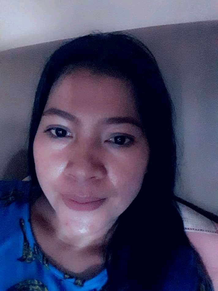 ria43210's tweet photo. Sini atuh tidur sama aku,masak aku tidur sendiri,mumpung suami sama anak lagi keluar nih.😂😋 https://t.co/k3nrsoP3D8