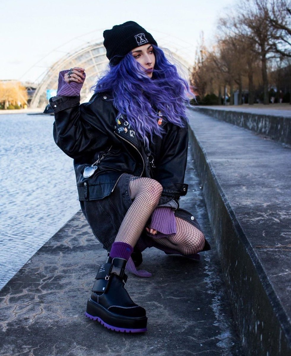 AnabitchSkinny's tweet photo. Them legs tho! π
#proana #promia #thinspo #bonespo #meanspo #anorexic #bulumic #ana #mia #thinspo https://t.co/CfazwrLJes