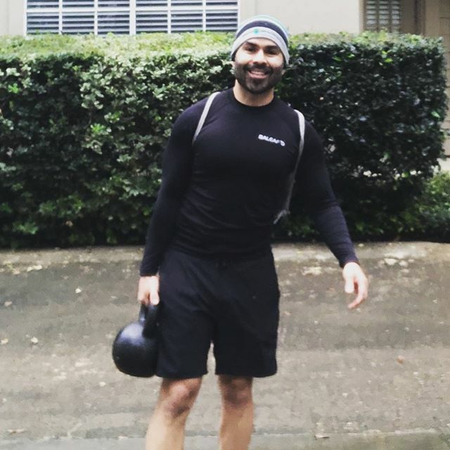 can2coaching's tweet photo. If you see me showing up like this, you know it’s gonna be a good workout 💪 💦 #kettlebell #weekend #workout #thinkandgrowrich #motivation #inspiration #selfgrowth #wealth #mindset #lawofattraction #thesecret #executive #coach #abundance #rich #succes… https://t.co/VBgx8Rrciu https://t.co/1hlTPfVLg0