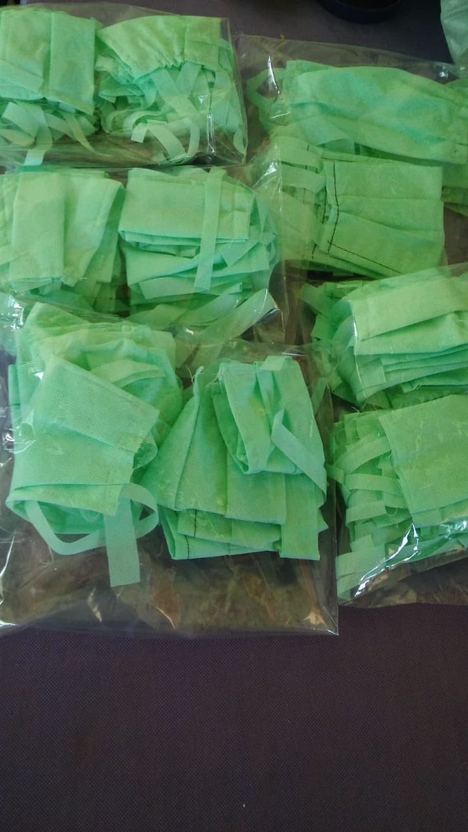 La ONG IDESUR sigue buscando donaciones para seguir haciendo barbijos para los Hospitales y Centros de Salud de <a href="/lanusmunicipio/">Lanús Gobierno</a> . Ya entregaron los primeros al Hospital Vecinal de Lanús Este. En estos momentos todos unidos. #SolidaridadEnLaCuarentena