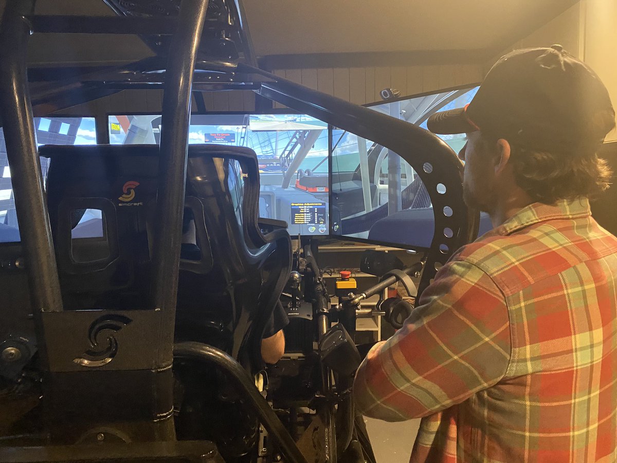 chaseelliott's tweet image. Crew Chief @Blaney said stay out!