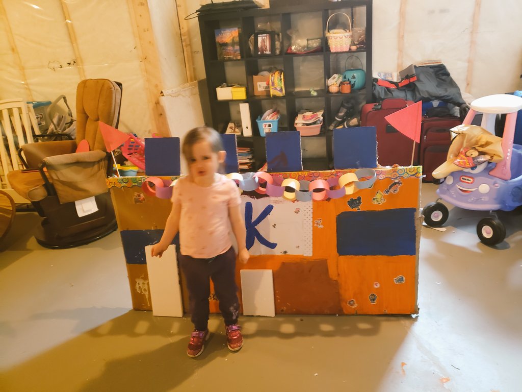 SDSymington's tweet photo. I'm thinking of all my students as I play with my own daughter.  I wonder how they are feeling and what they are doing. I hope they are enjoying some sunshine today in their safe spaces.
#Haysboroloveslearning https://t.co/7R6pBx9sxE