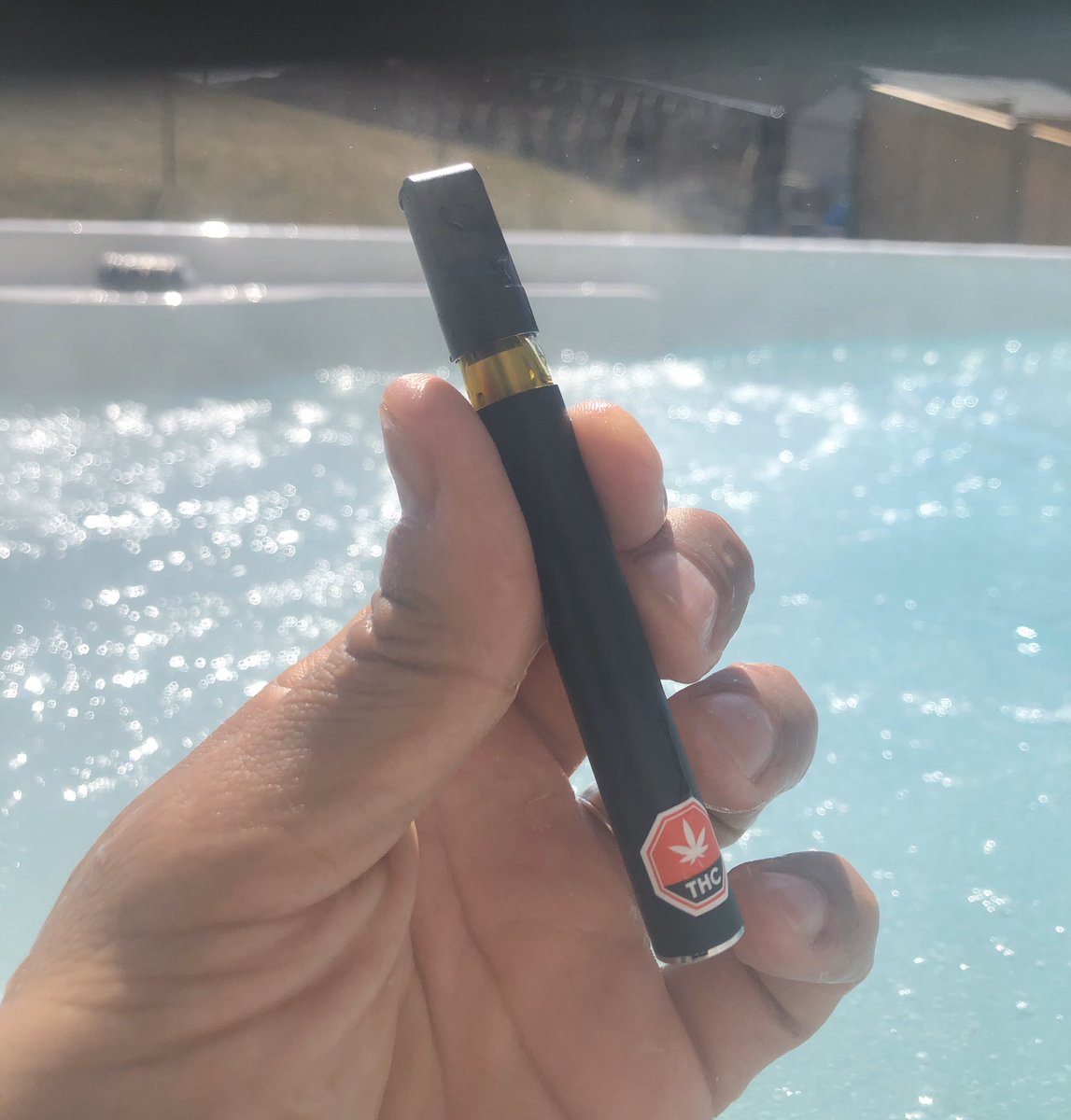 migs1899's tweet photo. Enjoying my Kolab Pen while social distancing in the backyard! 🙌🏼💯🇨🇦
#auxlygroup #kolabproject https://t.co/Wz91fr2YQU