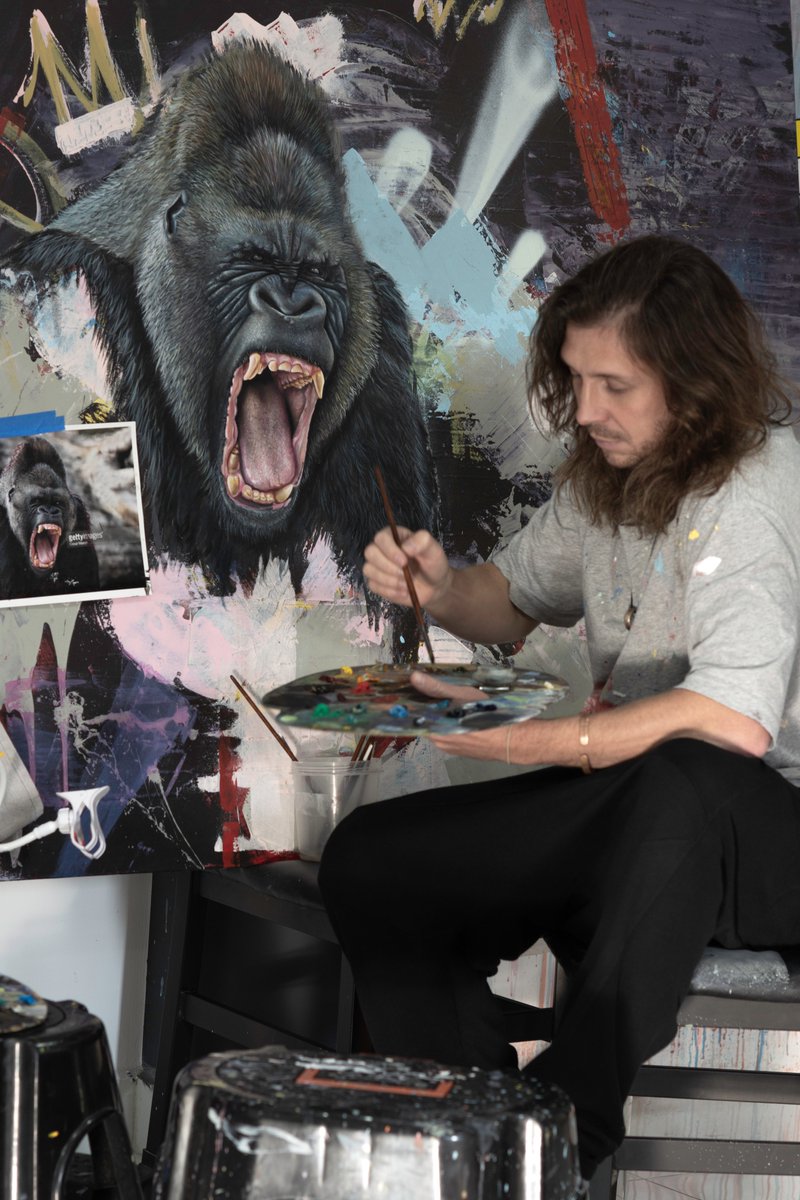 A MASTER AT WORK

Throwback to October when MAAC partnered up with the incredible Robyn Ward to host 'Plastic Nation'. Teaming up to organise the charitable auction to fight animal cruelty.

A thank you to Sabina Estates for hosting the event!

#MAAC #SaveThemWithSound #Staywild