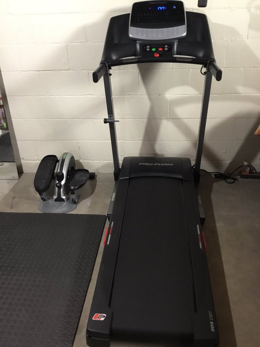 savingjoyfully's tweet photo. Grateful for my small workout area at home right now. It’s not much but I’m #blessed to still have to opportunity to live a healthy lifestyle while staying home. What are you #grateful for right now? #COVIDー19 #blessed #grateful #joy #spreadhopechallenge https://t.co/YEXsbFR5ou