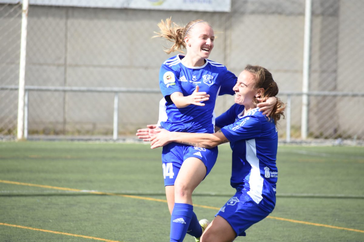 RUTFem_oficial's tweet photo. A partir de la próxima semana, volvemos a entrenar 'junt@s'. Los martes y jueves todos los equipos #UDTacuense entrenarán 45'  y harán nuestros #Retos mediante una plataforma interactiva  entre los entrenadores y las jugadoras 
#somostacuense 💙 #QuédateEnCasa 🏠 https://t.co/zKT6C6GBSo