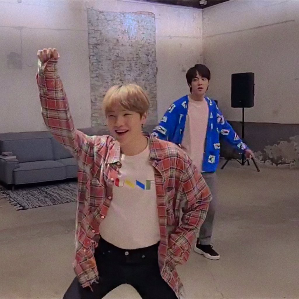 yoon ⁷ tweet media