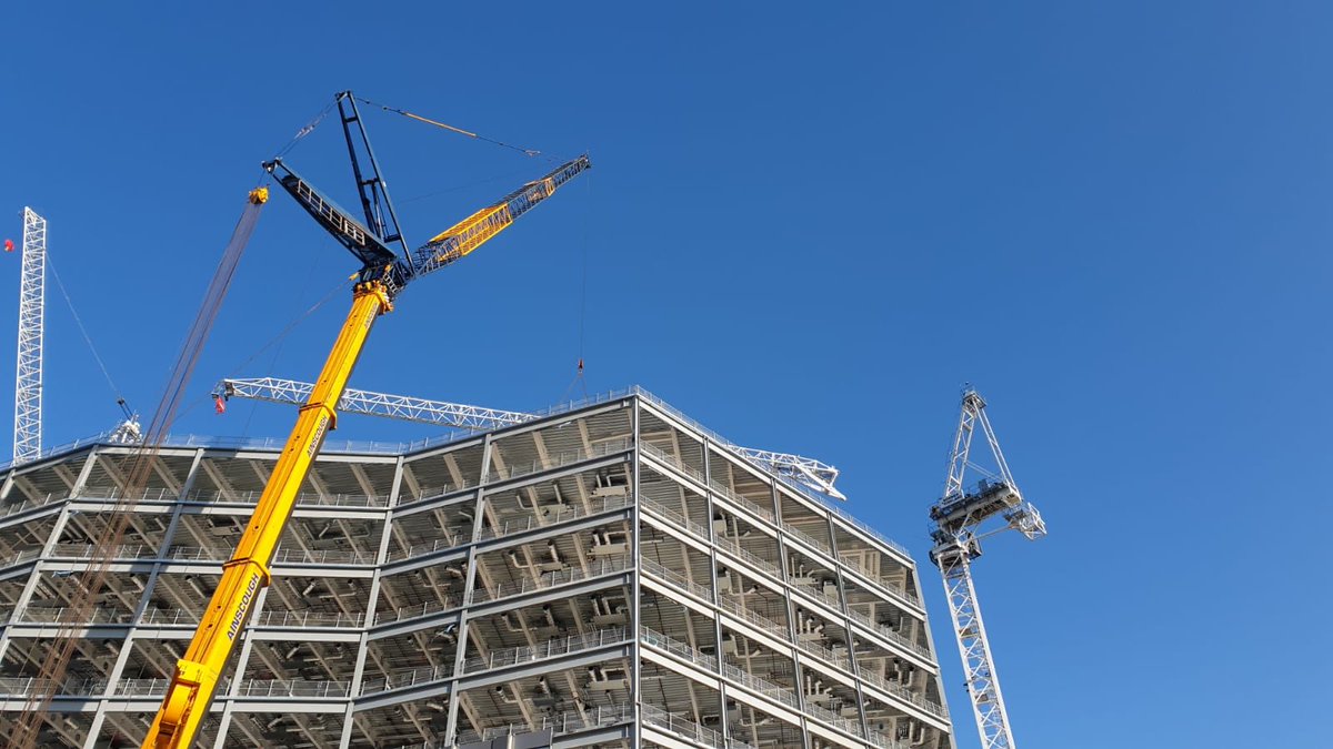 bandkbuild's tweet photo. And a couple more pics from today as #TC2 a @TerexCorp CTL430-24 is removed from site #SelectPlant @Ainscough_  @kcraneman #towercranes #cranes https://t.co/u5bSNEdMiy