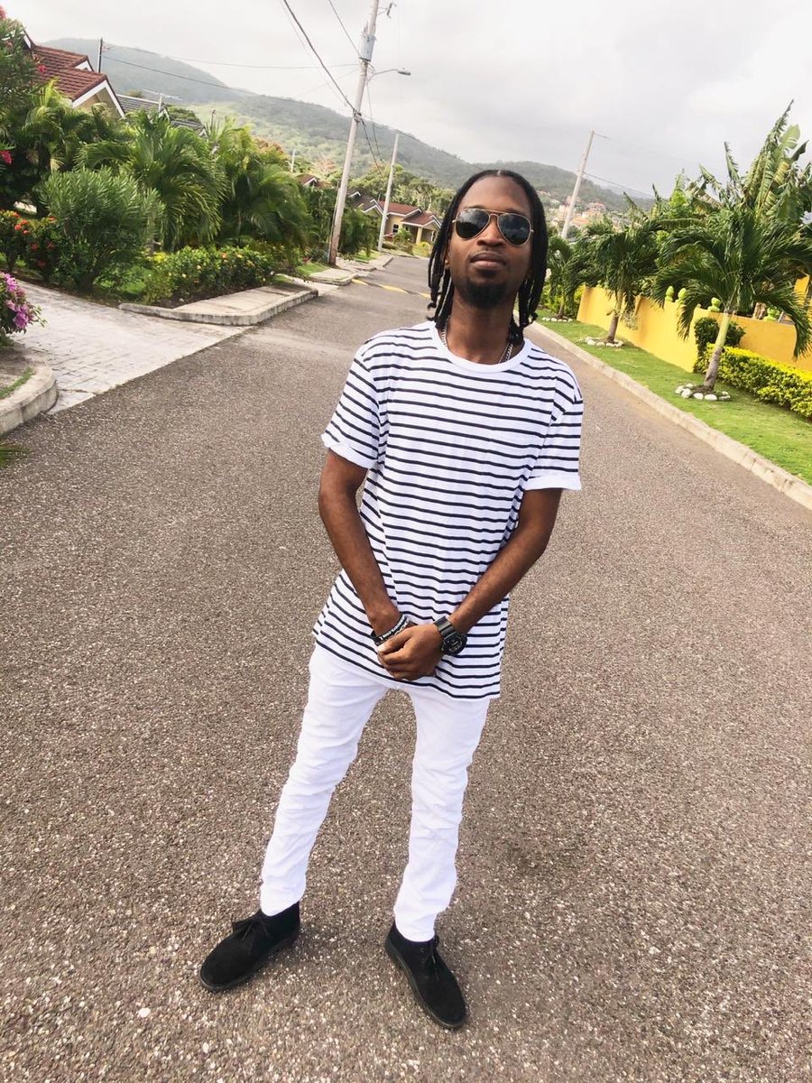 sashkomusicja's tweet photo. New music out now. Link in bio #BadEP #BadLikeSin #FullyTSide 😈💯⛩ https://t.co/nBxNPTSiMK