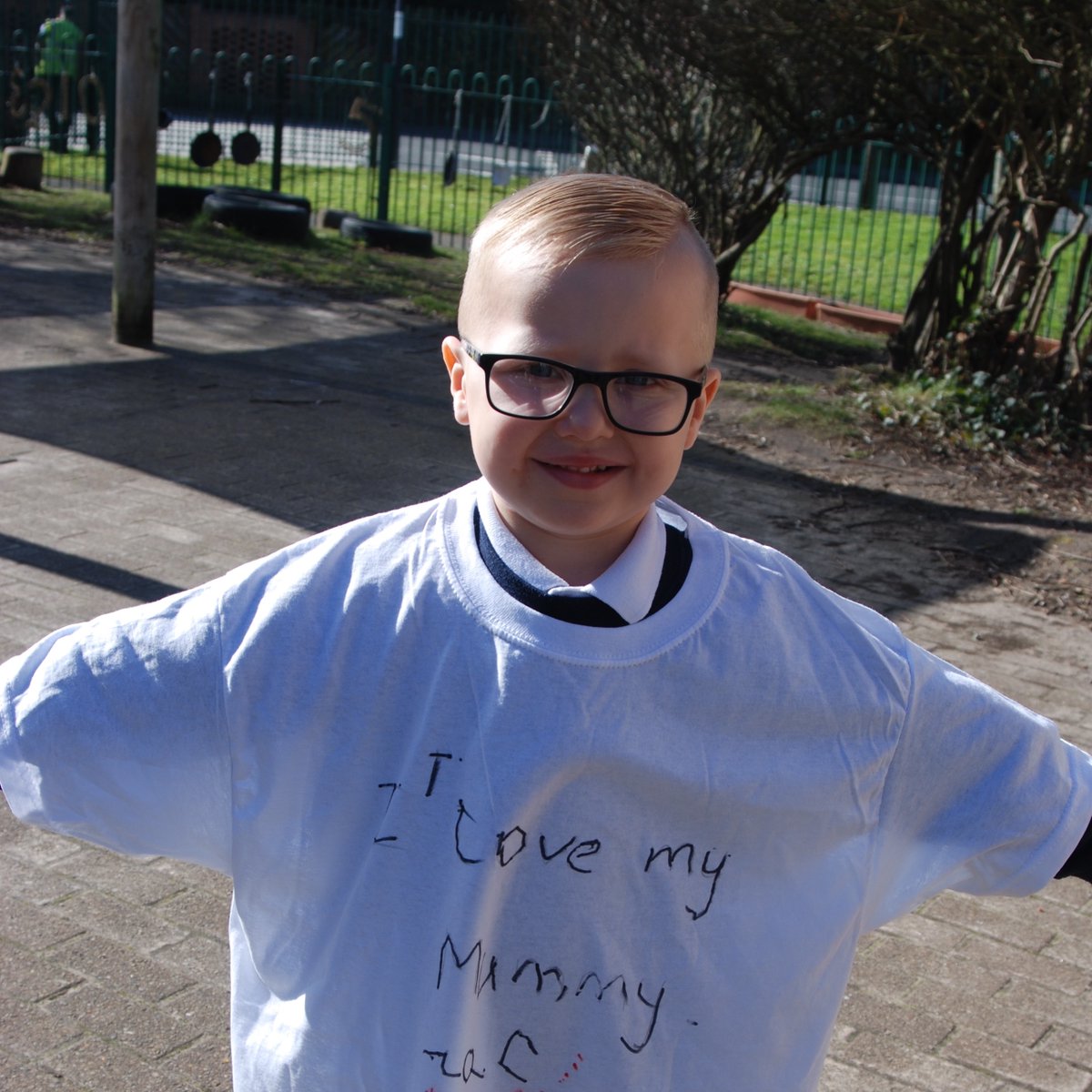 Emmaus_School's tweet photo. Happy Mother's Day from Emmaus Nursery! The children decorated T shirts for their Mums https://t.co/33PeU6AnEQ Check the website for home learning resources too. https://t.co/WtQYKCZhUm