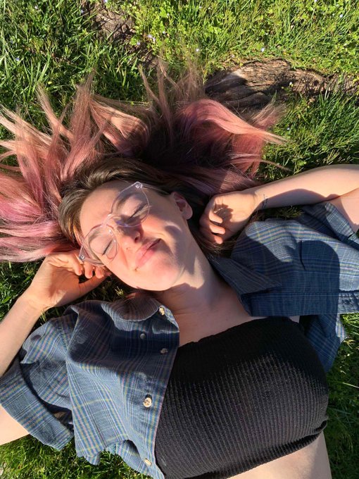 2 pic. real friends make you happy (and these were taken by angle and you can see me radiating my happiness