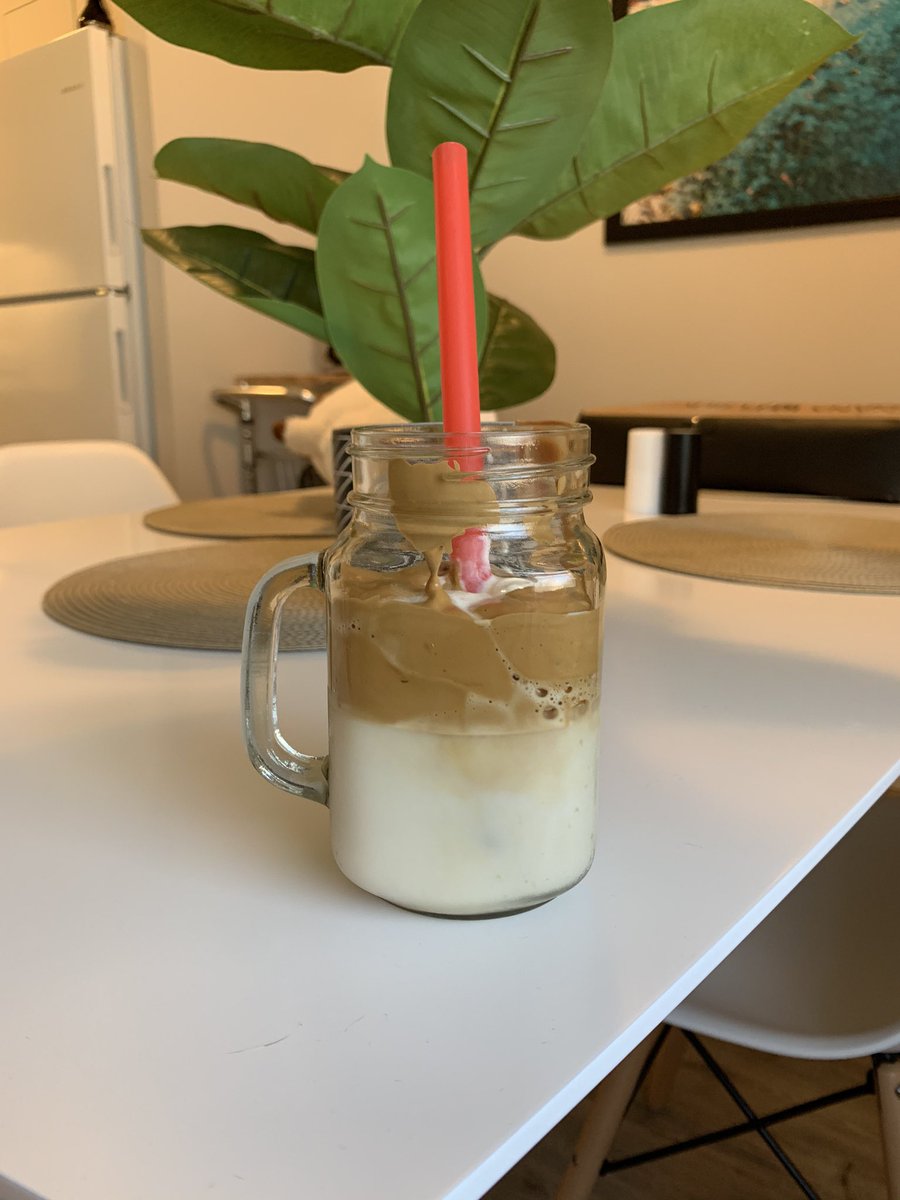 RJsDailyLife's tweet photo. RJ makes the famous Dalgona Coffee ☕️ https://t.co/y8UiSTJFAB