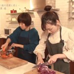 クッキングアイドル　アイ!マイ!まいん!のまいんちゃんは当時利き手ではない右手で役を演じていたらしい