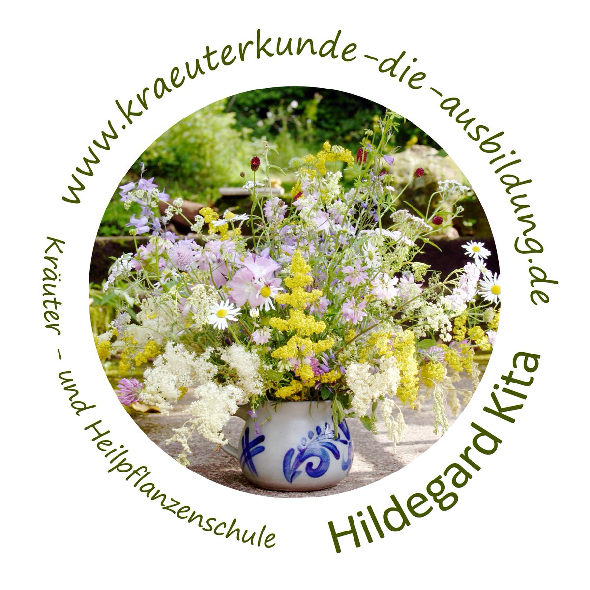 Kraeuterschule's tweet photo. Zur aktuelle Lage: Alle #Kurse finden statt. Die Starttermine der #Phytotherapie-Seminare werden verlegt. #Hildegard Kita wird sich persönlich bei #Ihnen melden. 
#kräuterkurse #coronavirusdeutschland #vogelsberg #hessen #veranstaltungen #fortbildung #kräuterschule https://t.co/eMSNzSm5N6