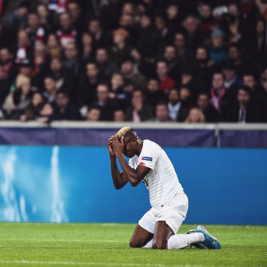 victorosimhen9's tweet photo. This too shall pass and GOD  will prevail🙏🏽😤 https://t.co/jOLTG2fY3s
