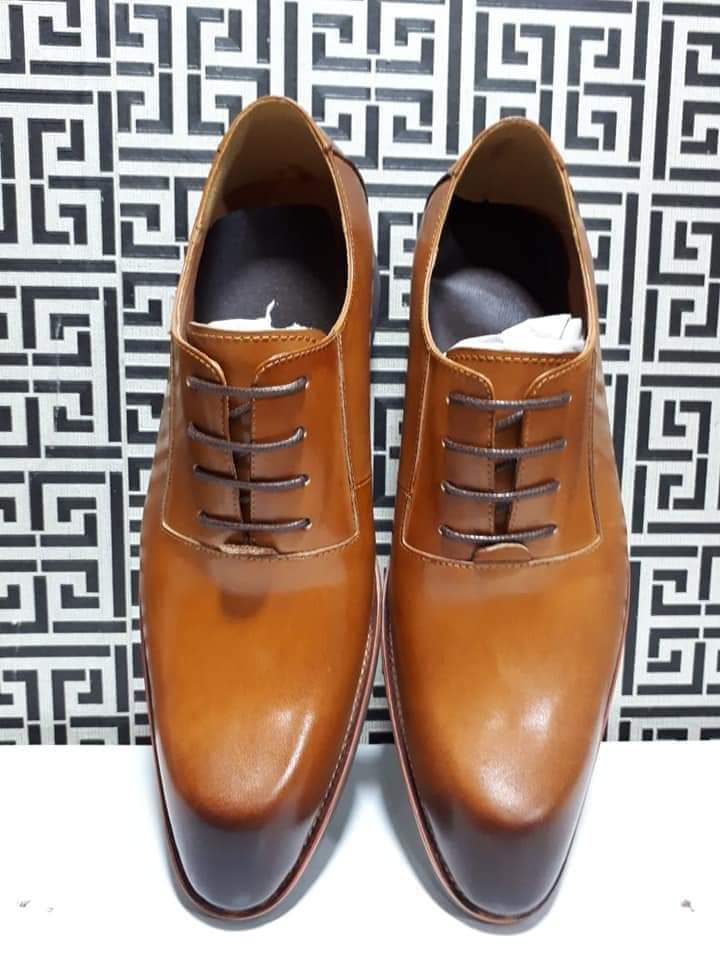 MallFootwear's tweet photo. Dressing like a King because a shoe is what commands it.
call/App:0714943964
#fashionblogger
#Footwearmall #lockdown #SundayThoughts #StayHome #mothersday2020 #MinistryofHealth #dearkenyans #SundayMotivation #tradeplus500 #coronaInkenya #italians https://t.co/ZMZrrSBwRJ
