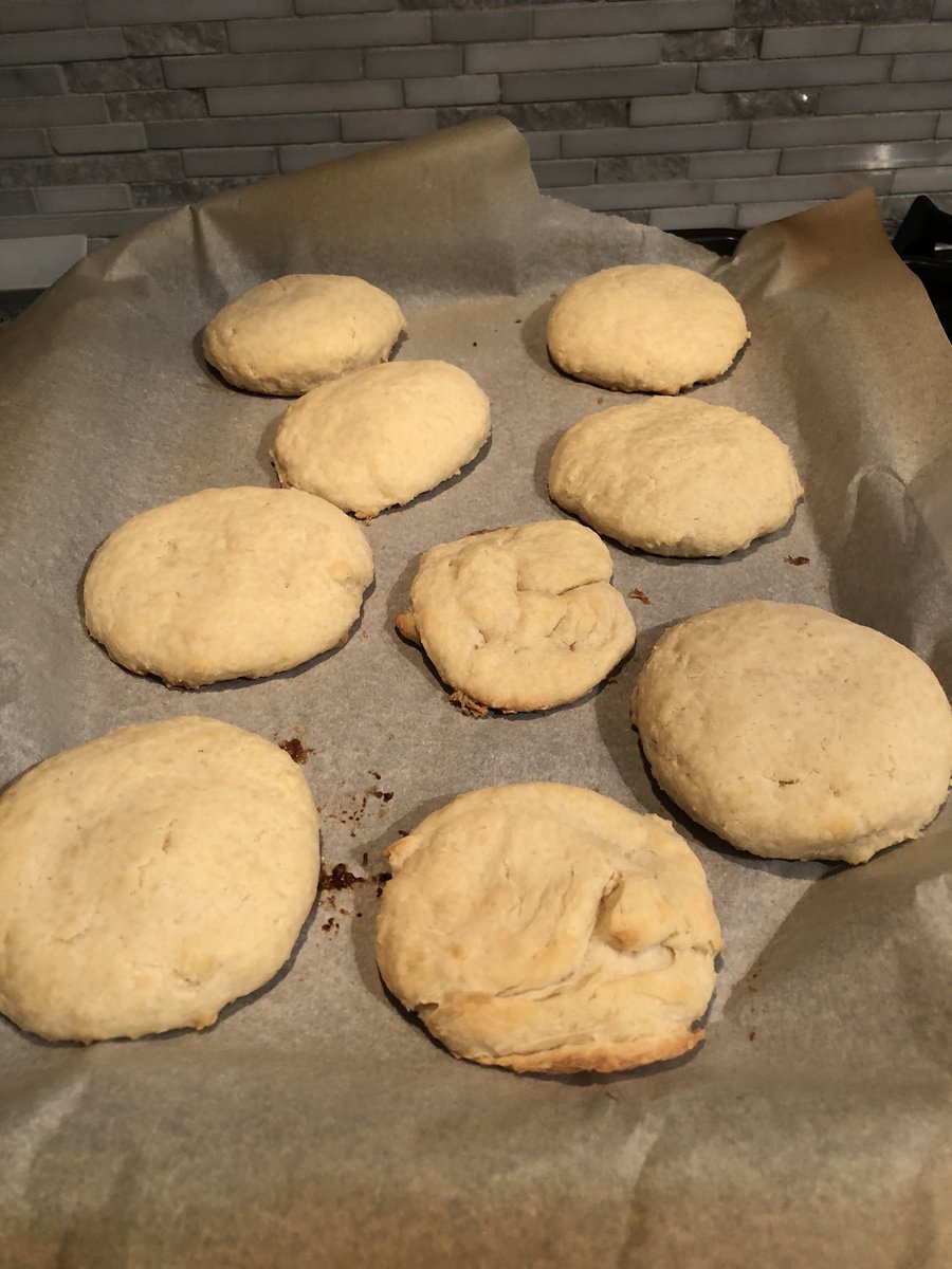 MButterly's tweet image. I tried to make scones this morning.  What the internet said they’d look like vs what they came out like. Oh and they tasted like crap. #EpicFail #selfisolationbaking #toronto