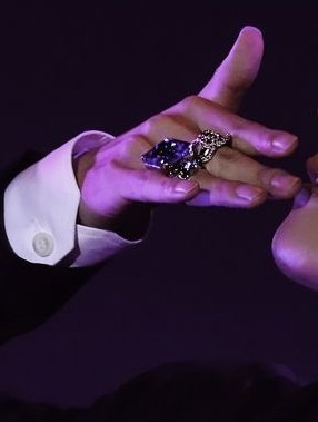Taehyung's hands with his beautiful hand accessories : an aesthetic thread