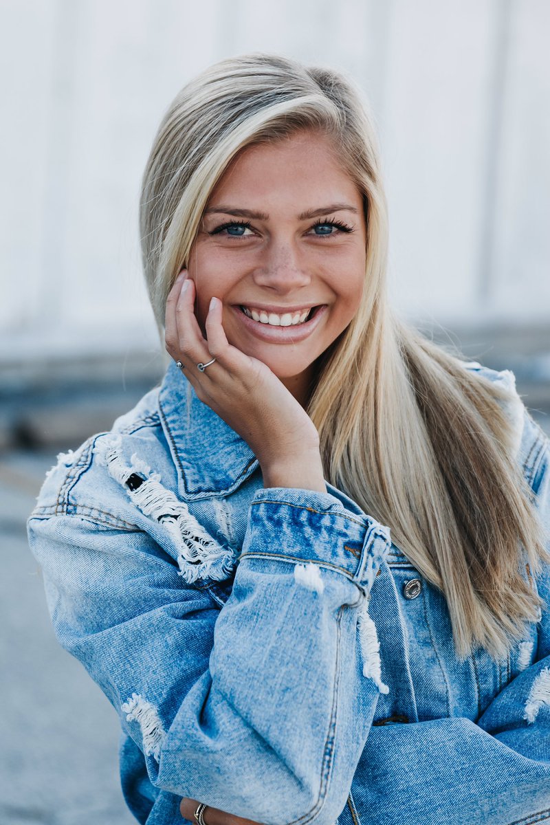 RbhsGirlsoccer's tweet photo. Senior Sunday:Caroline Cole
Fun Fact:Last yr was my 1st yr playing w/ my sis (hope 2 get 1 more yr)
College:UCM-soccer
Fav mem:Winning sectionals @ home freshman yr w/ huge crowd 
S/O to the team for making so many memories on &amp; off the field &amp; for being my sisters I LOVE Y’ALL https://t.co/hDIWkeKkYZ