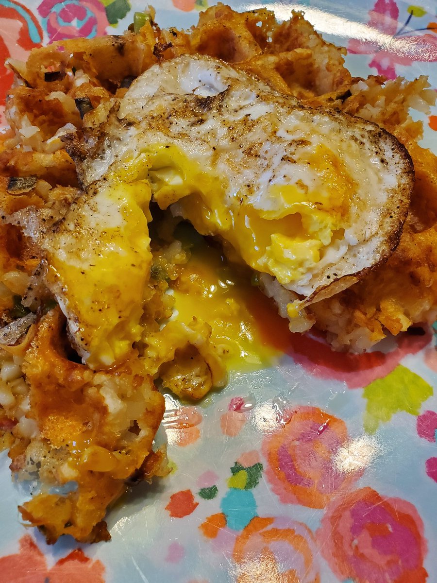 hippieN3rd's tweet photo. Who doesn't want a tater tot cheese waffle with a fried egg on top?
#foodforcomfort https://t.co/8pbbCeEPdV