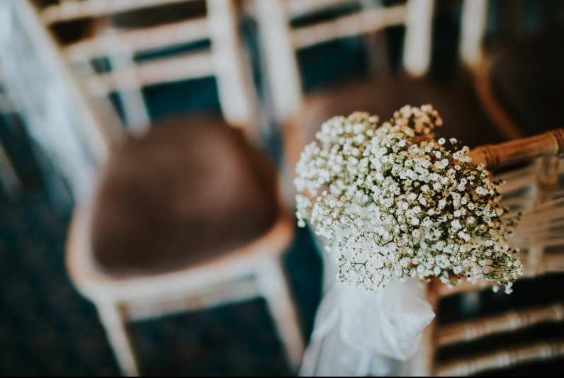 WestonHall1's tweet photo. The Gypsophila flower symbolises purity, sincerity, love, compassion, trust, everlasting love, innocence, and romance 💐 https://t.co/P1DJtAfmIN