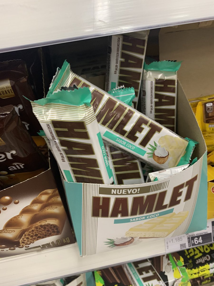chariffelix's tweet photo. Ey @cuestiondefer encontré el #HAMBLET fuera del servicio público jajaja (aclaración válida: fue antes de la cuarentena). https://t.co/WknQlG5Ypg
